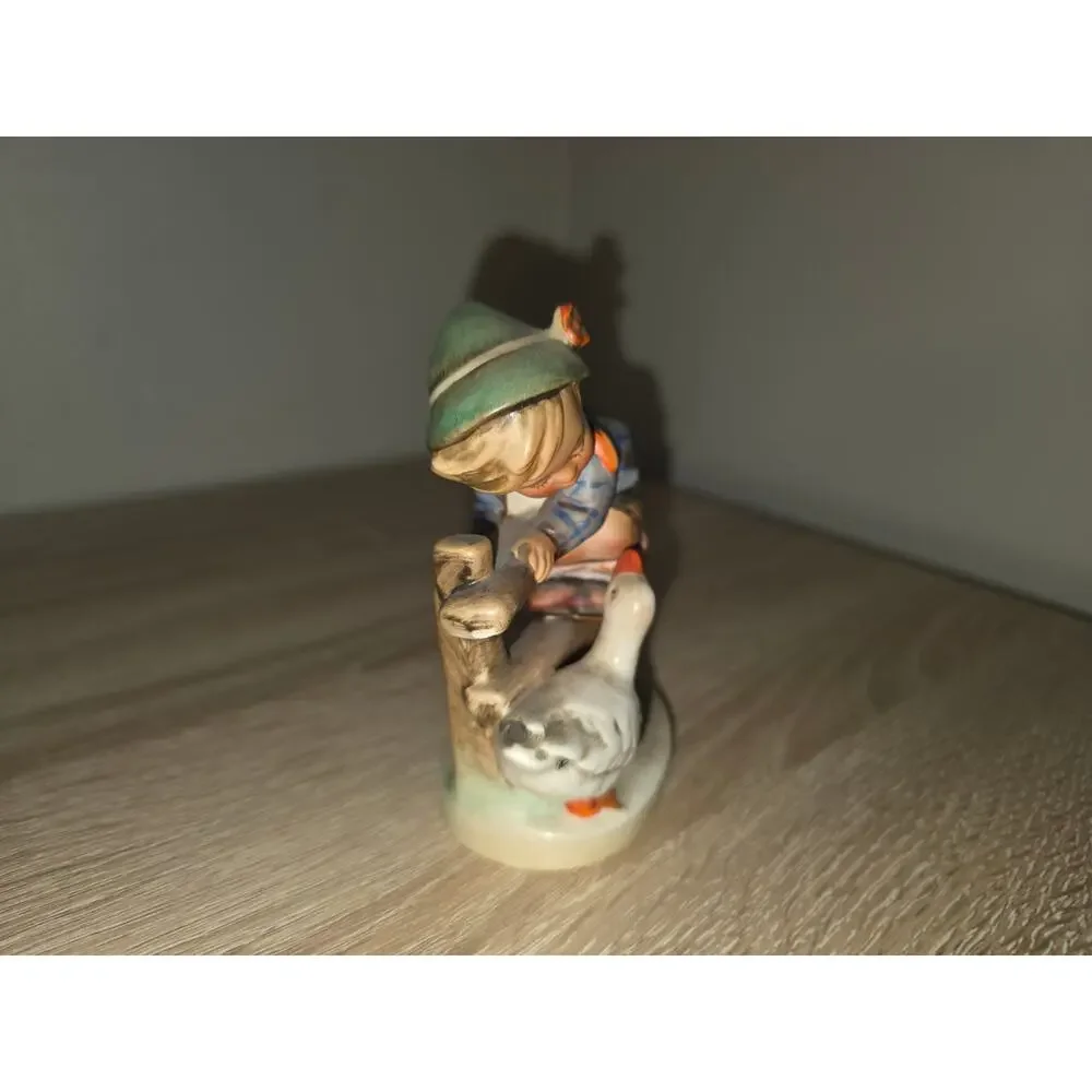 Vintage Hummel Figurine 